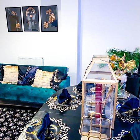 Royal Rooms At Coop Live Etihad, Sports City 曼彻斯特 外观 照片